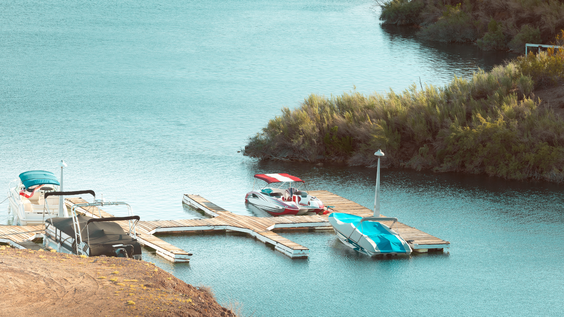 What to Pack for a Weekend at Lake Havasu